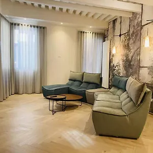 Sweet Time Venice, Luxury San Marco Frezzaria Apt! Apartment
